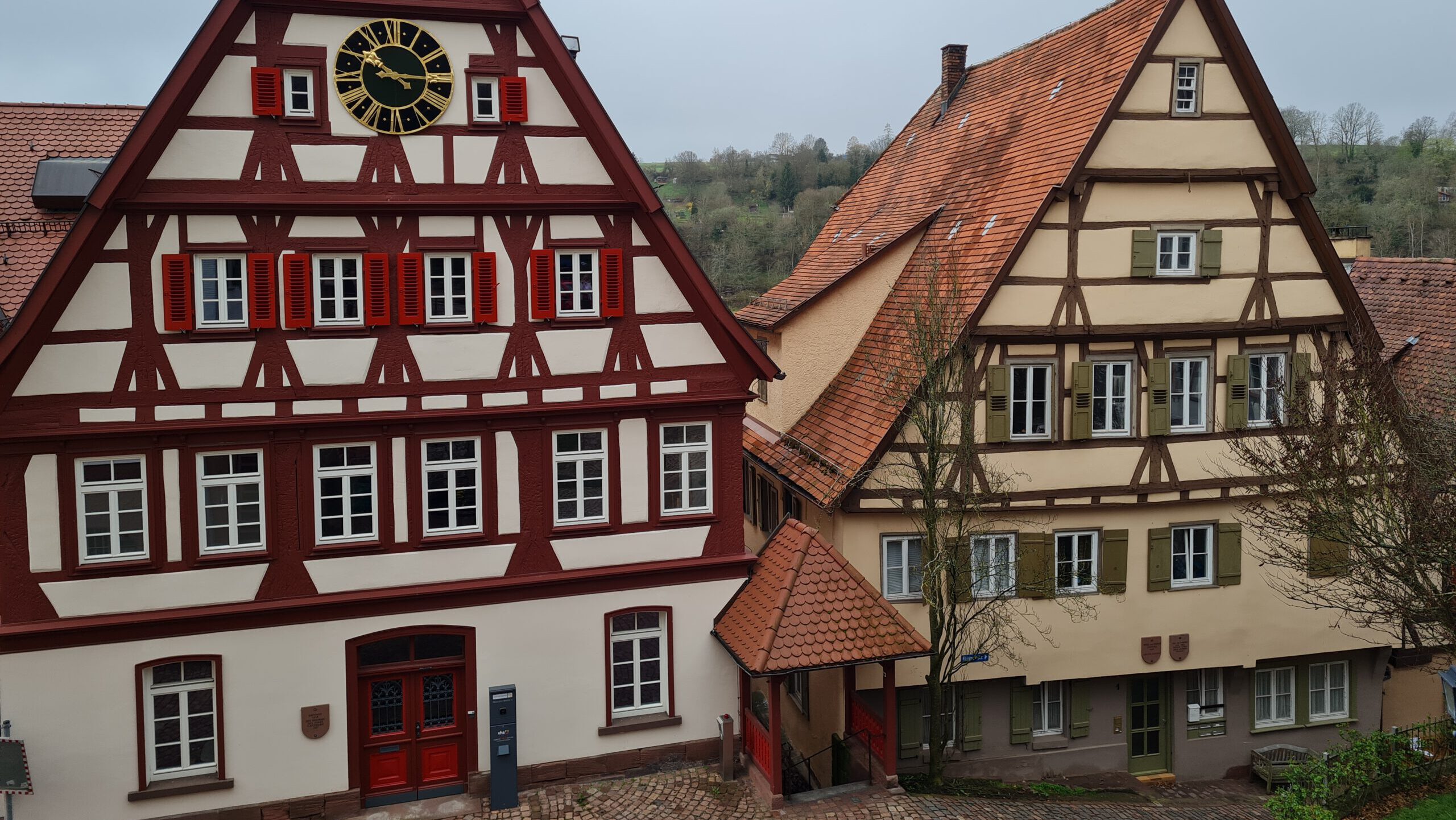 Fachwerkhäuser in einer Kleinstadt im Schwarzwald (Copyright: Cornelia Saxe)