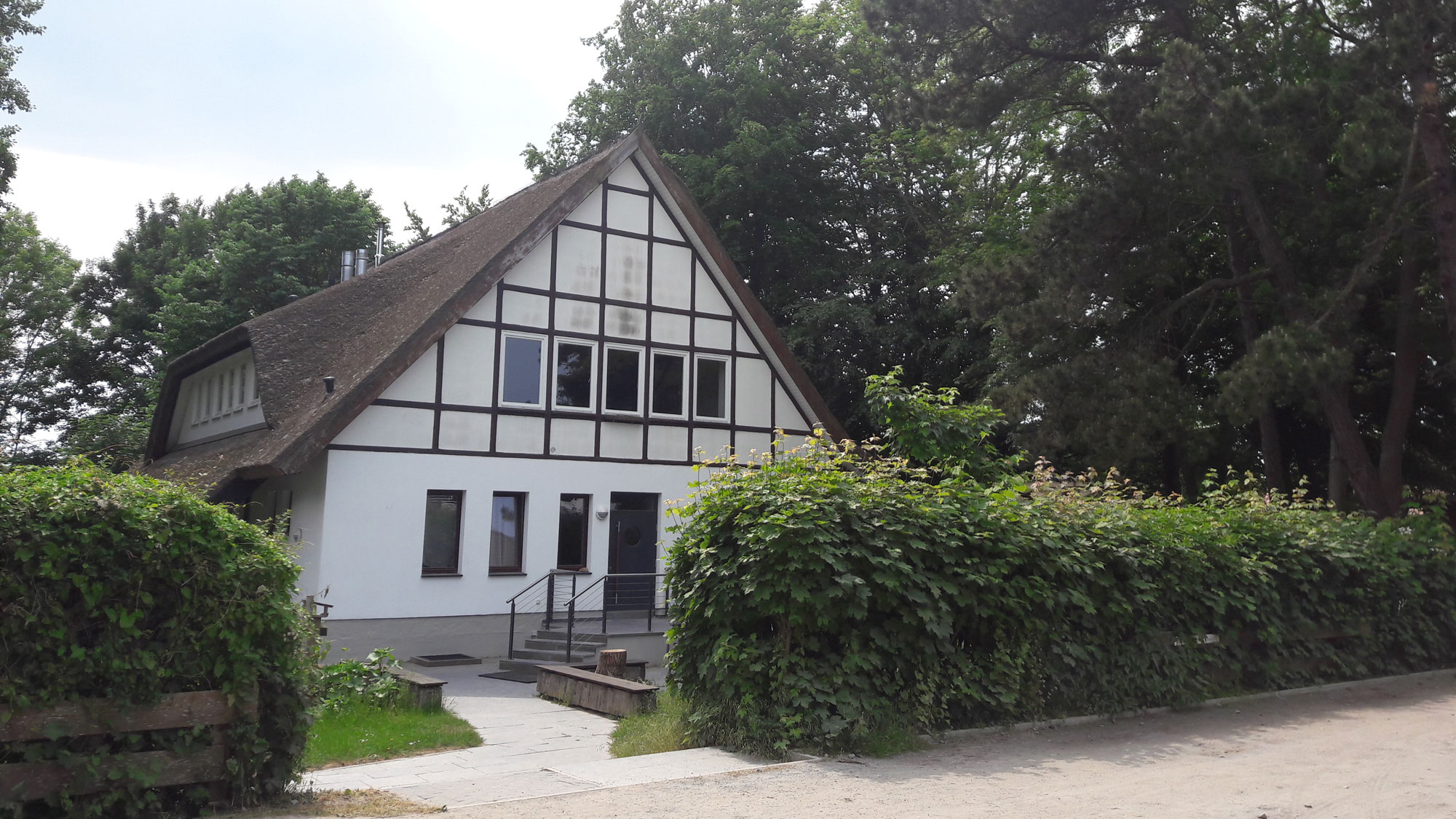 Gästehaus der ev. Gemeinde in Kloster gegenüber der Inselkirche Copyright: Cornelia Saxe