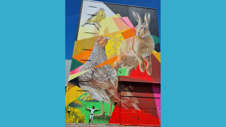 Hommage an die Tiere des Feldes bei der "Kunst Schouw" auf Zeeland in Holland. (Copyright: Cornelia Saxe)