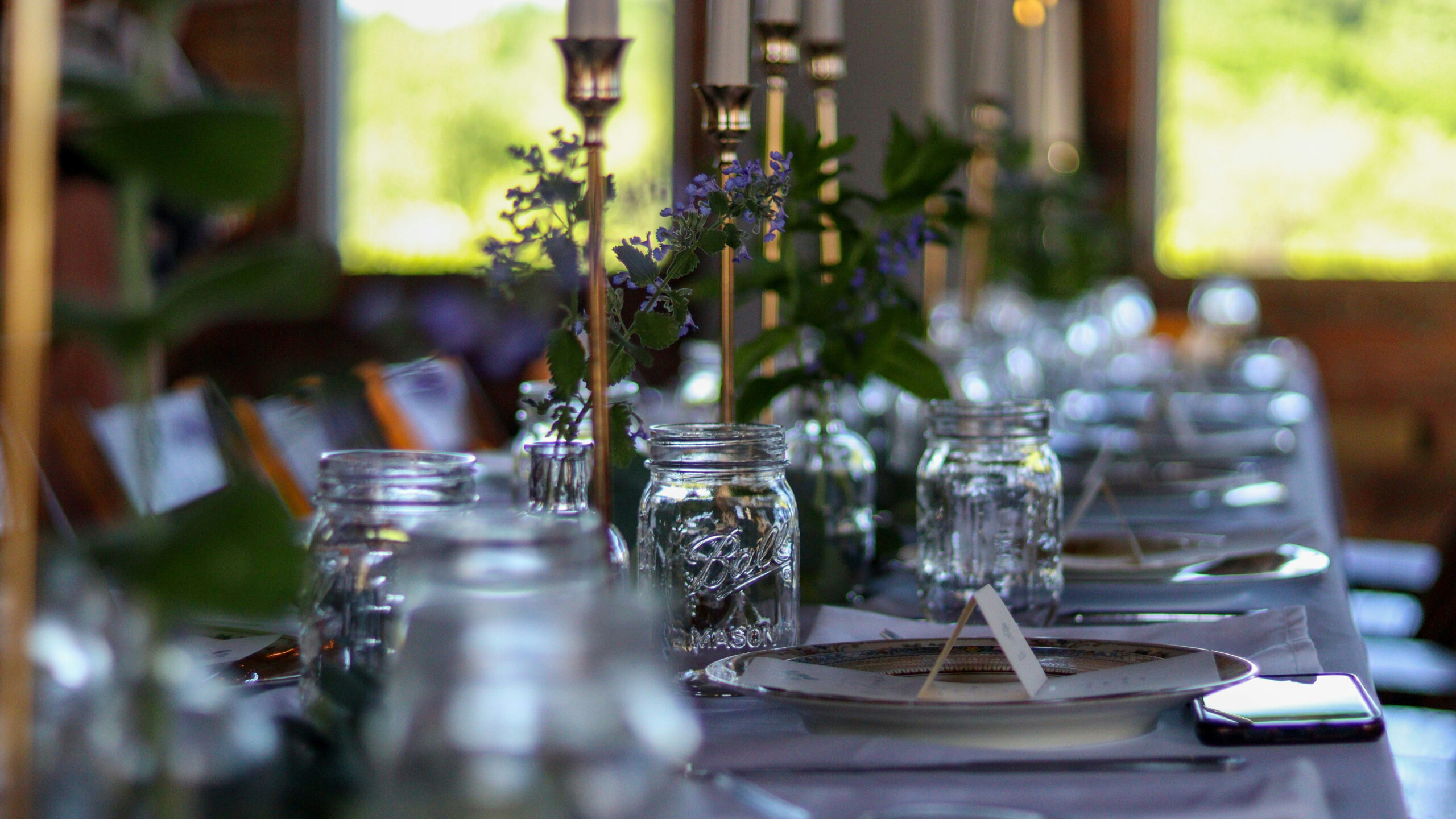 Lassen Sie uns würdig das Leben - und die Abschiede feiern. (Copyright: Morrow Solutions, Unsplash)